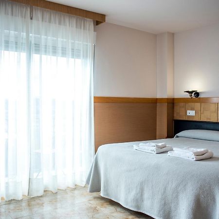 Hotel Ria De Suances Bagian luar foto