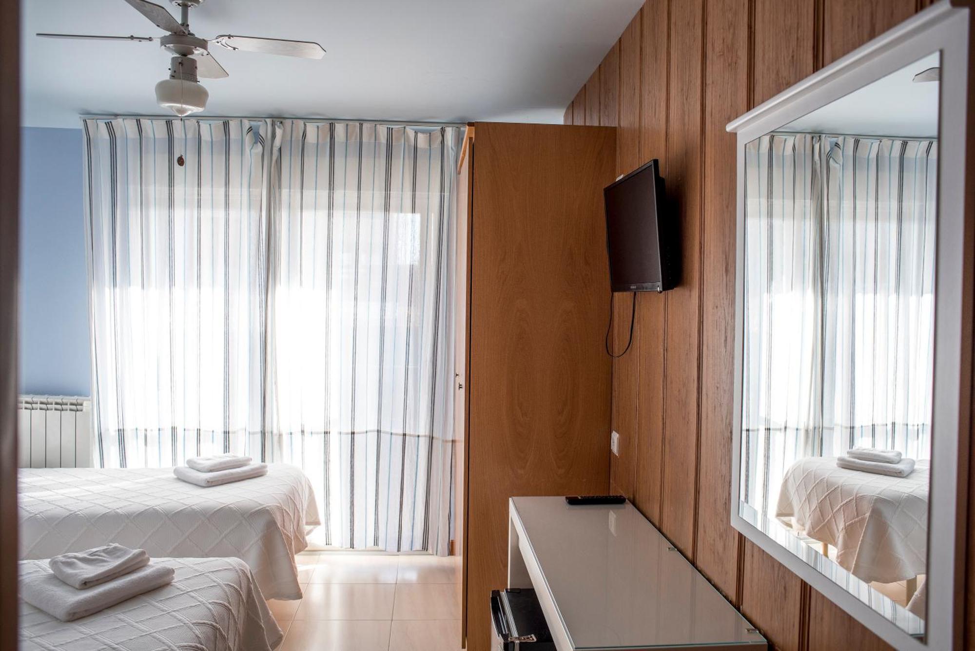 Hotel Ria De Suances Bagian luar foto